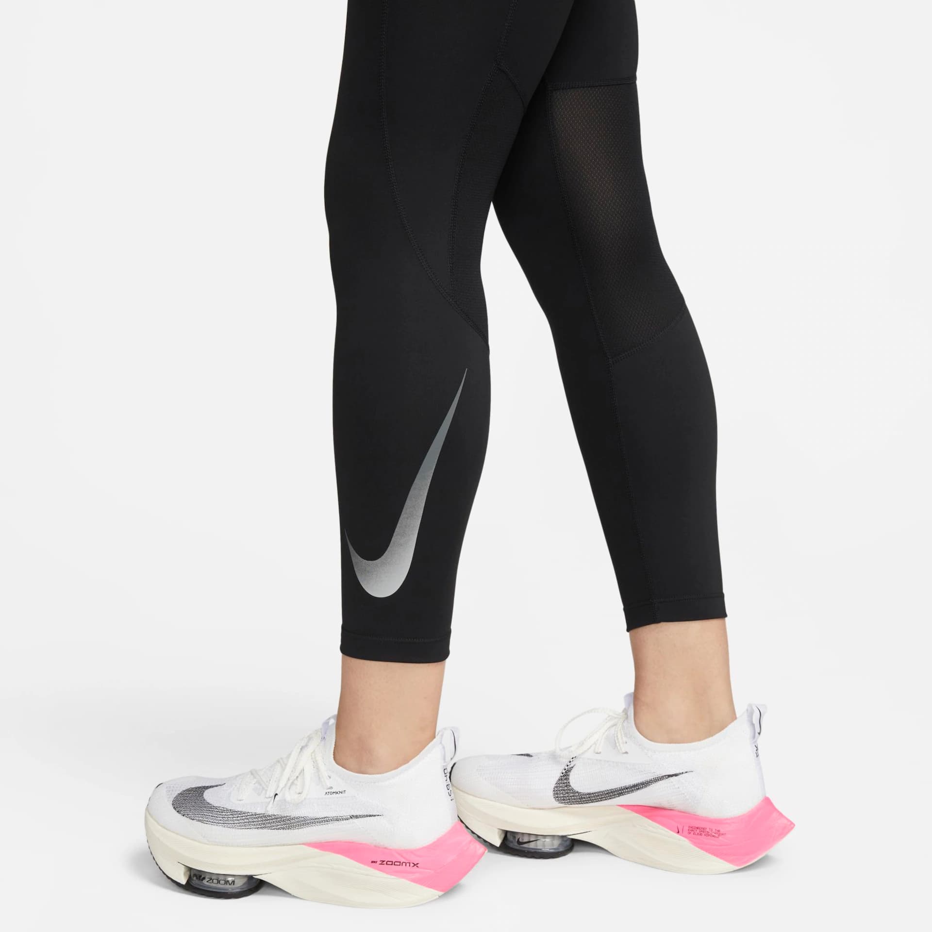 Legging Nike Fast, cor preto, vista traseira