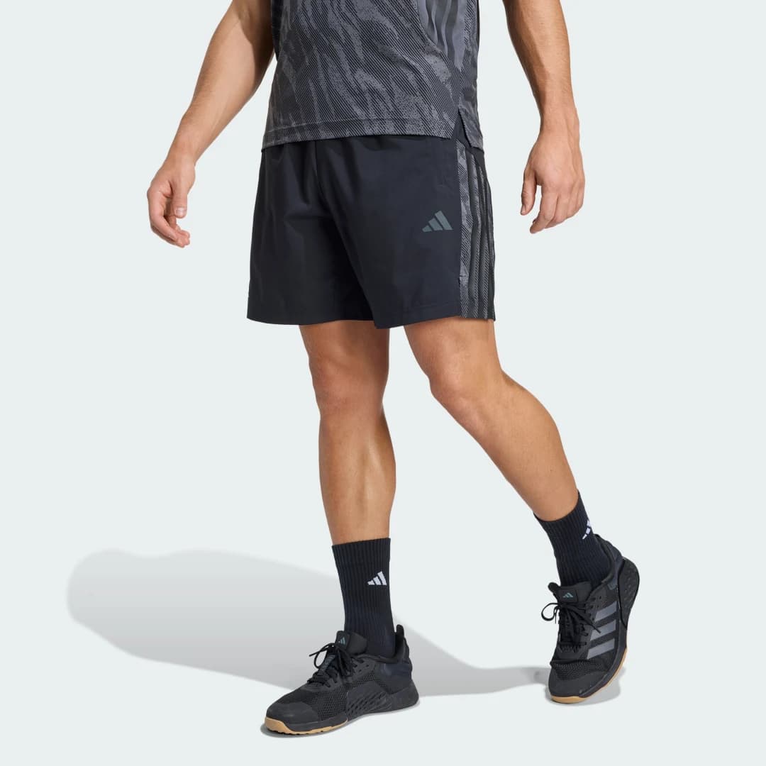 Shorts de Treino Tech Essentials Homem adidas · Preto