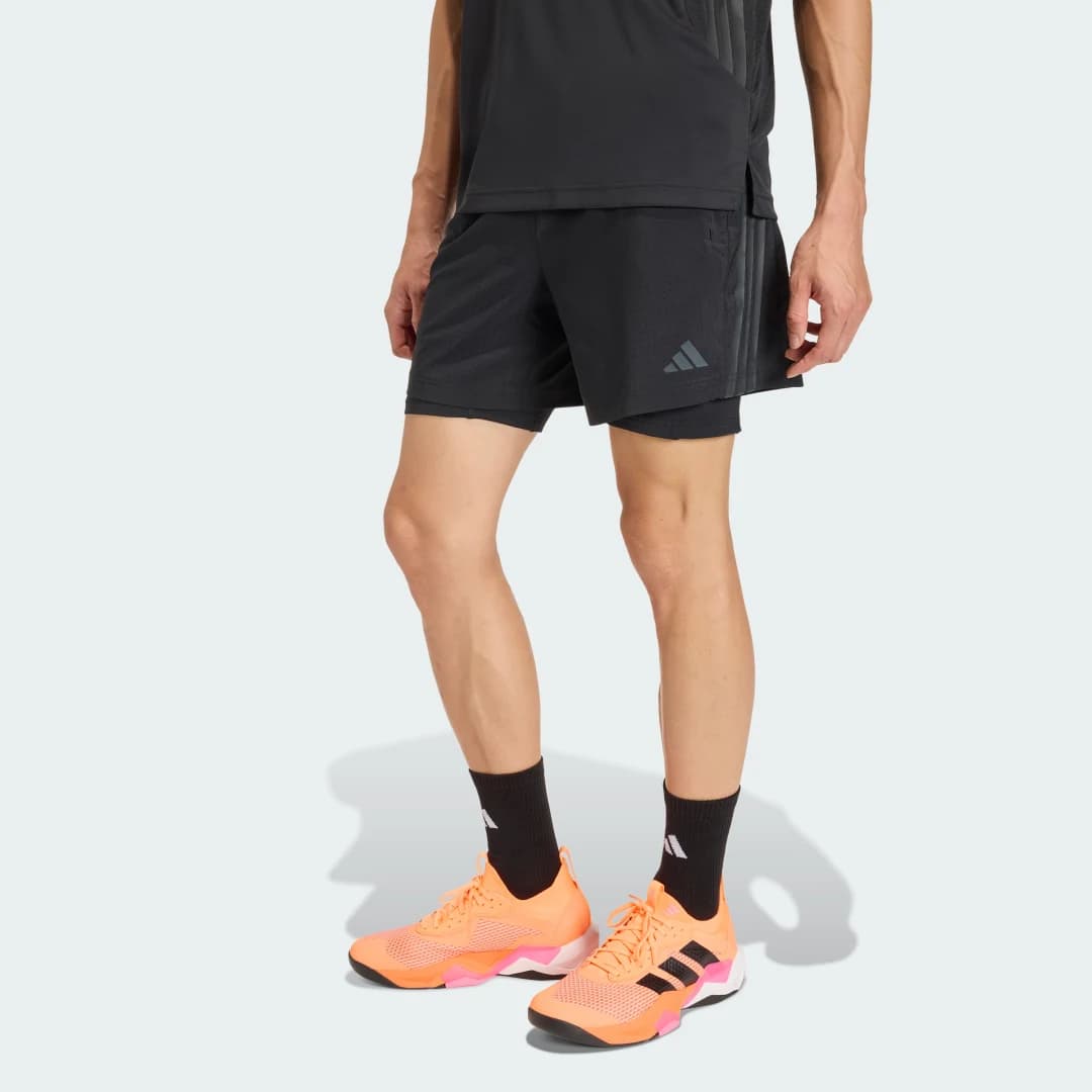 Short Treino Tech Essentials 2 em 1 Homem adidas · Preto