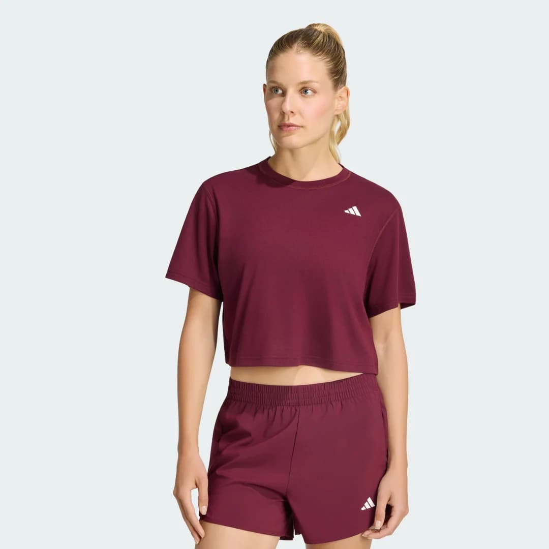 Camiseta Treino Boxy Essentials Mulher adidas · Borgonha