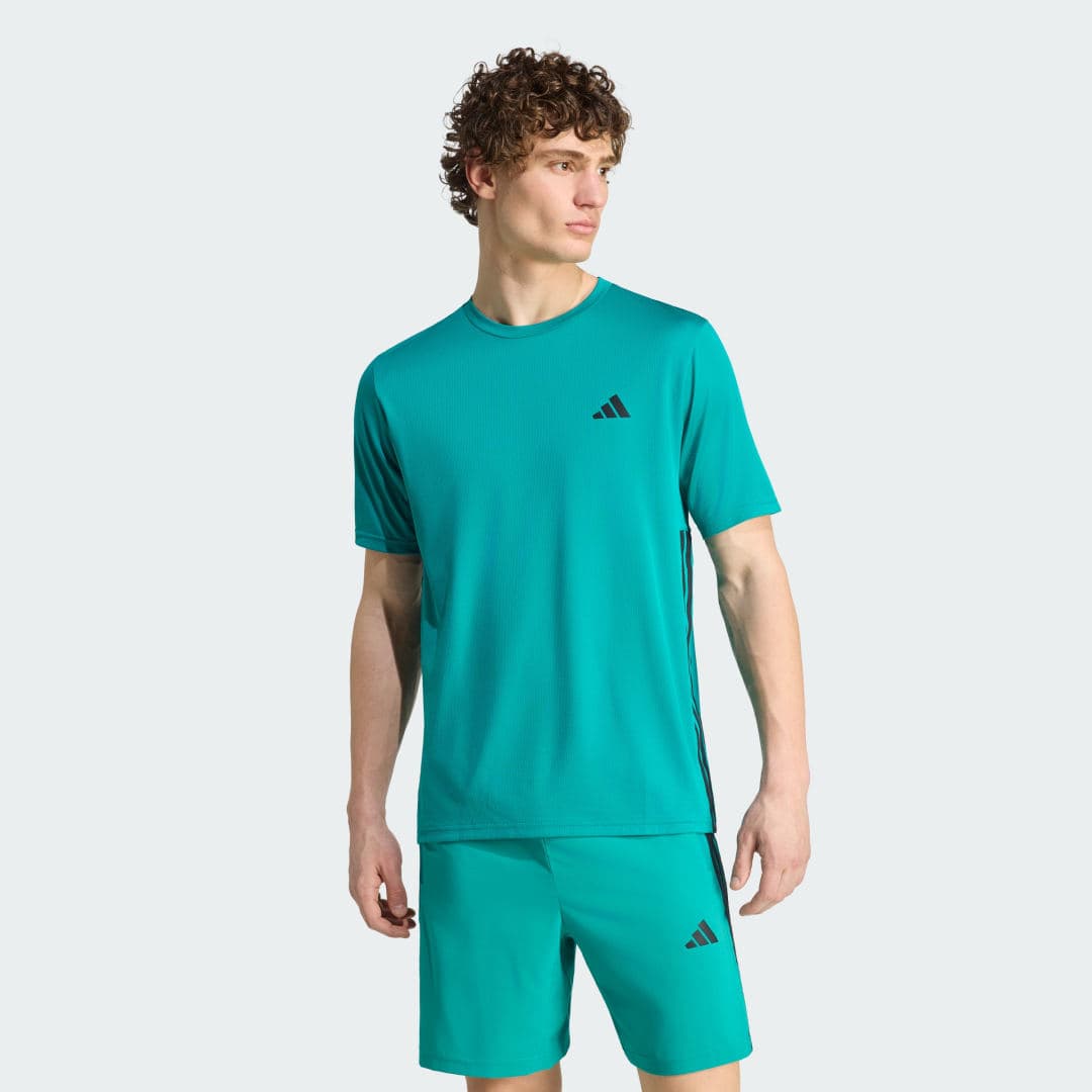 Camiseta Workout Essentials Base Três Listras Homem adidas · Verde