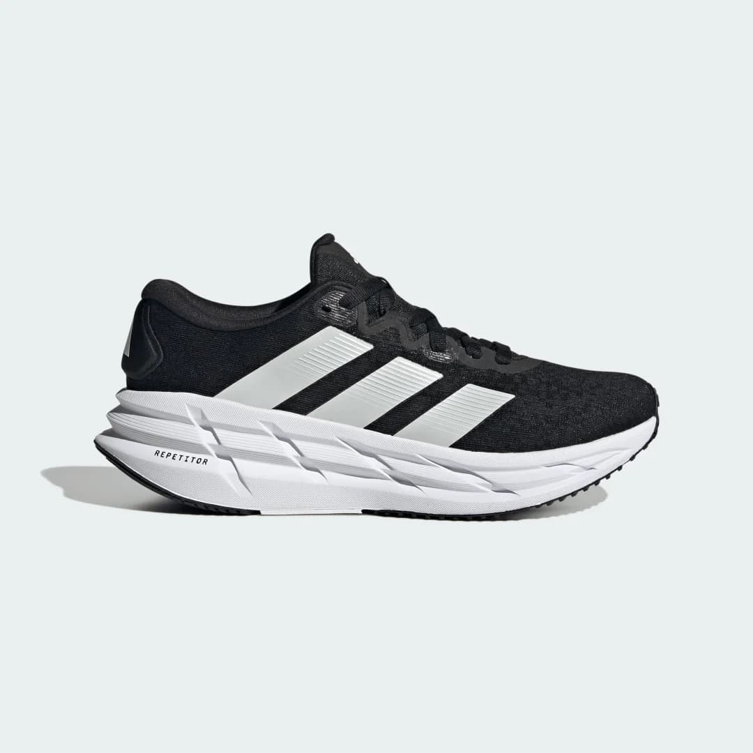 Tênis Corrida Adistar 4 Mulher adidas · Preto